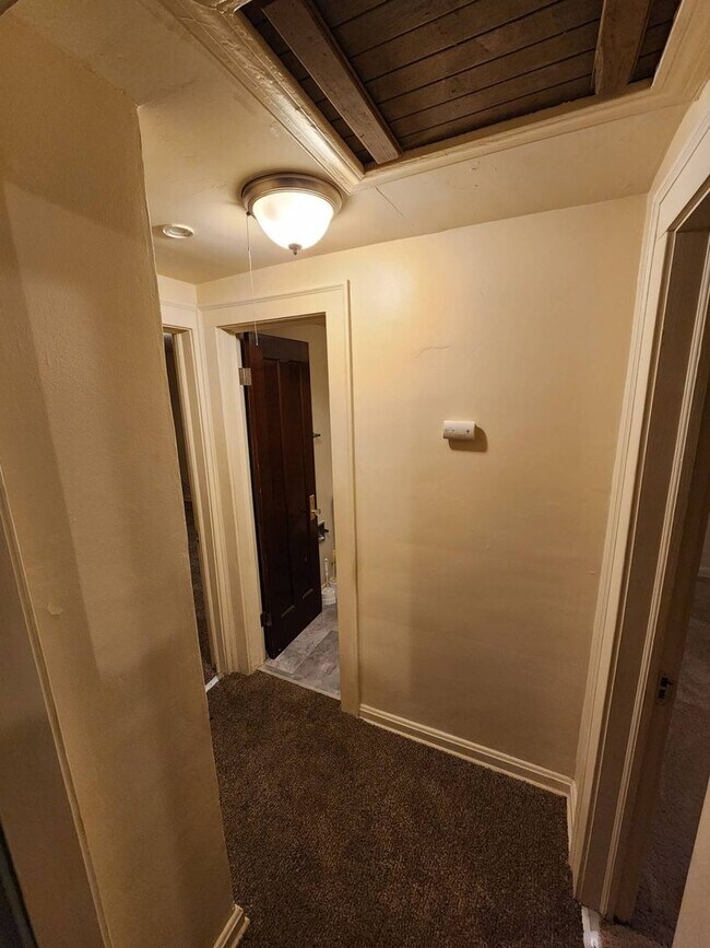 Foto del edificio - 4937 E 111th St