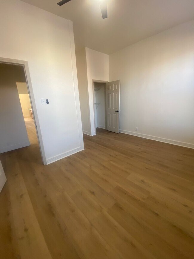 Foto del edificio - 3030 Chippewa St