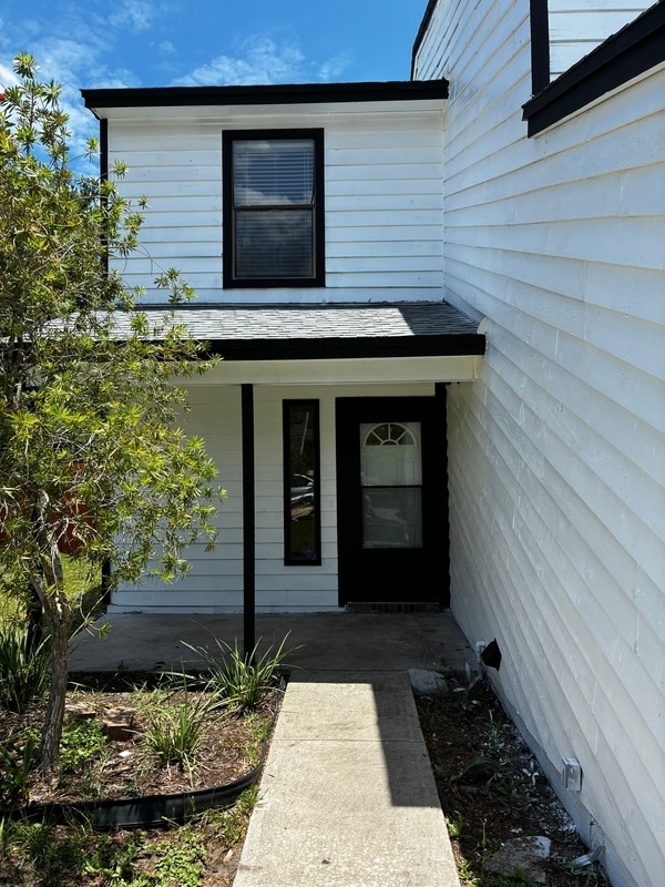 Building Photo - 11671 Tanager Dr