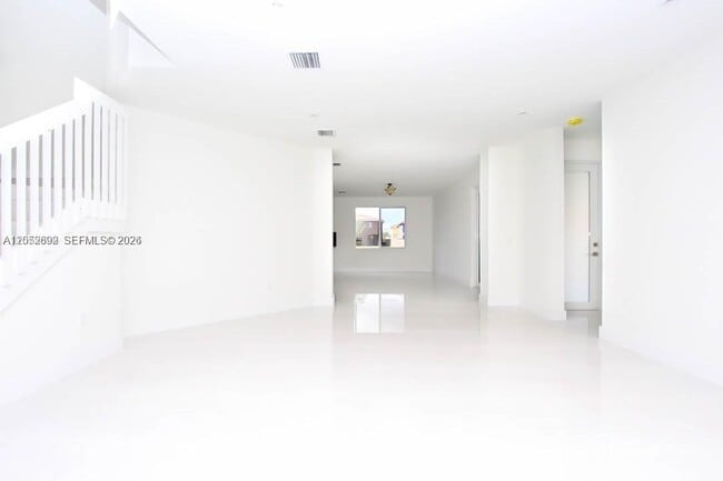 Foto del edificio - 15639 SW 11th Terrace