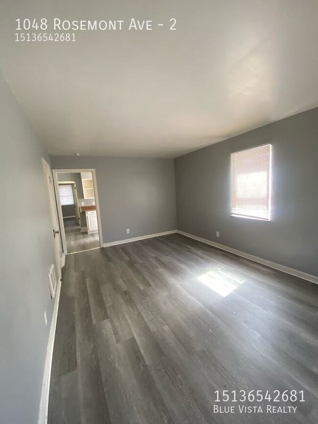 Foto del edificio - 1048 Rosemont Ave