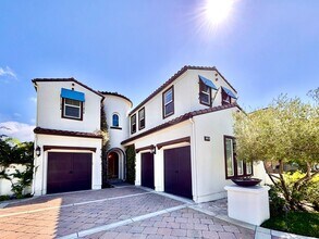 Building Photo - 1702 Aleutian Way