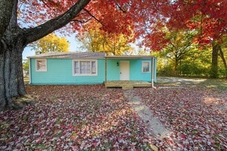 Building Photo - 4159 N Ridgeview Dr