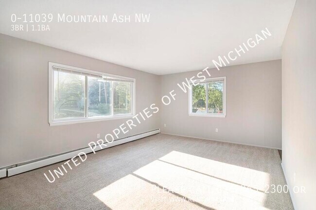 Foto del edificio - 0-11039 Mountain Ash NW-