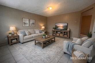 Building Photo - 1622 N 40th Ave