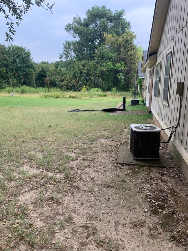 Foto del edificio - 3381 Cristil St