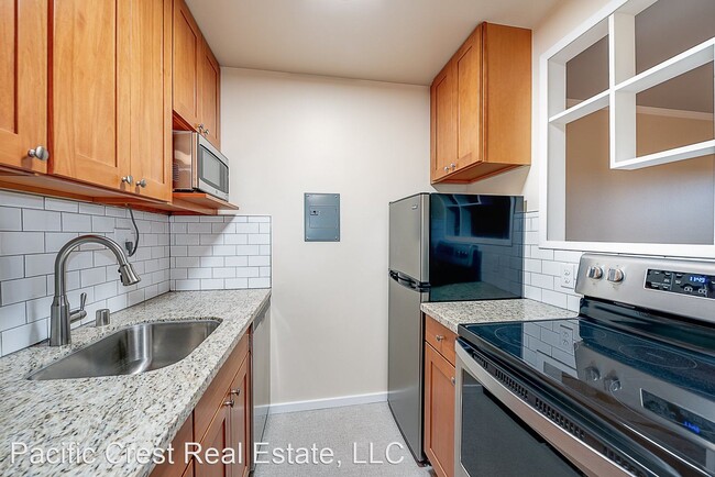 Foto del edificio - 831 W Nickerson St