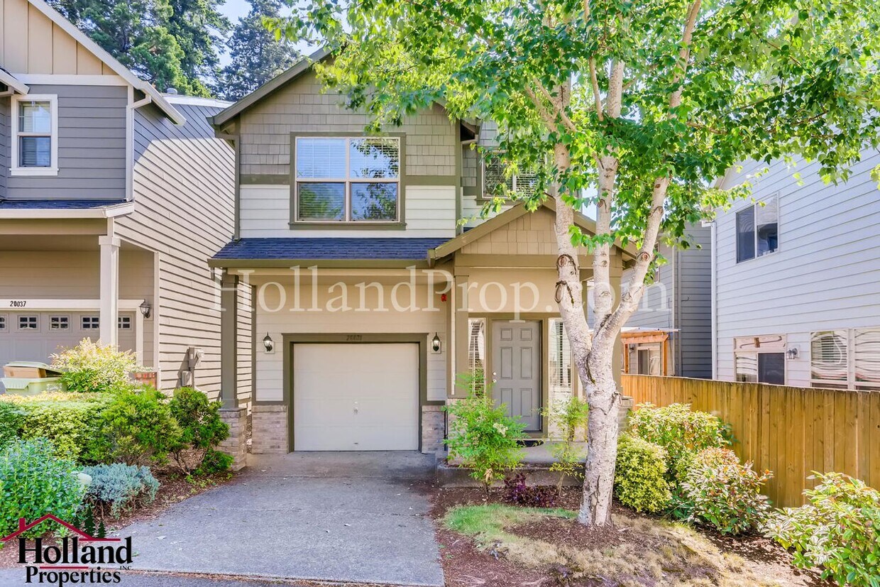 Foto principal - Lovely 3 Bedroom 2.5 Bathroom Home in Beav...