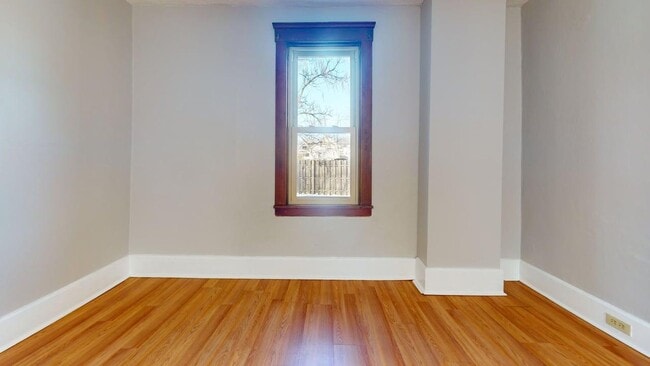Foto del edificio - 3 Bedroom House - Old Brooklyn, Cleveland