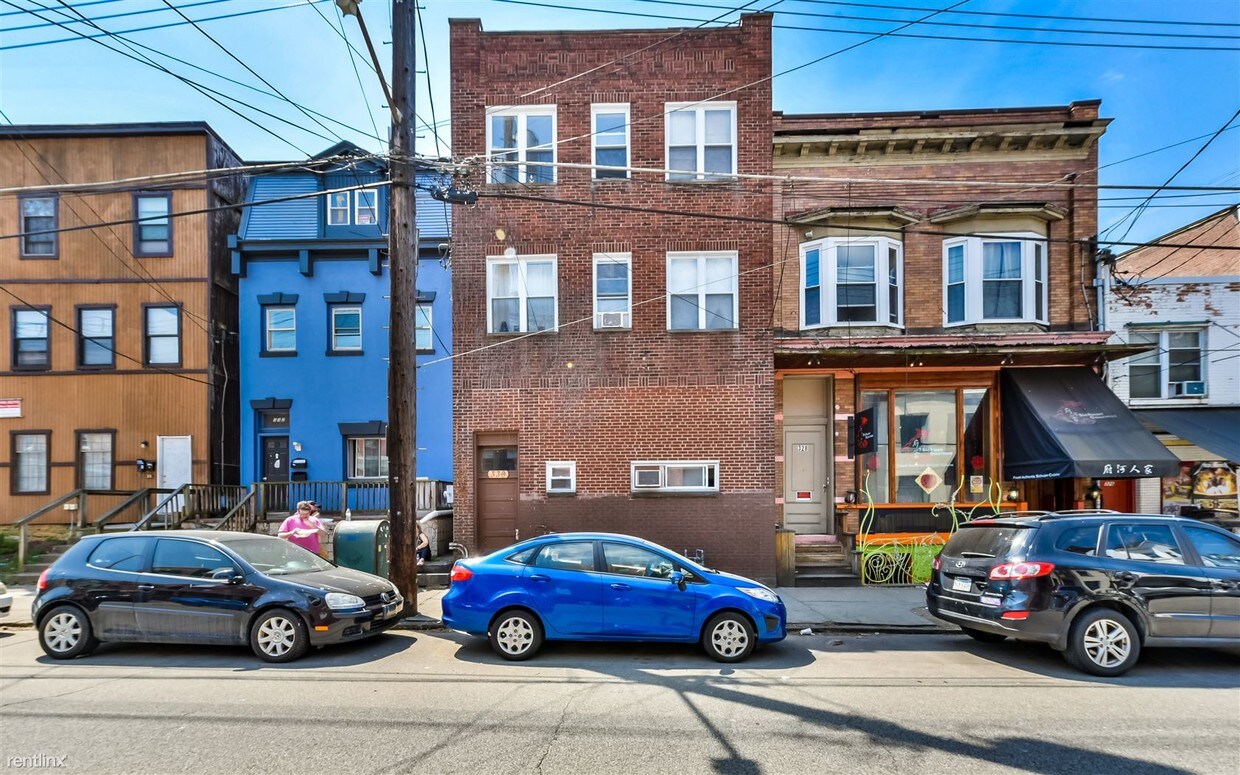 Primary Photo - 3 br, 2 bath Apartment - 330 Atwood St Apt 3