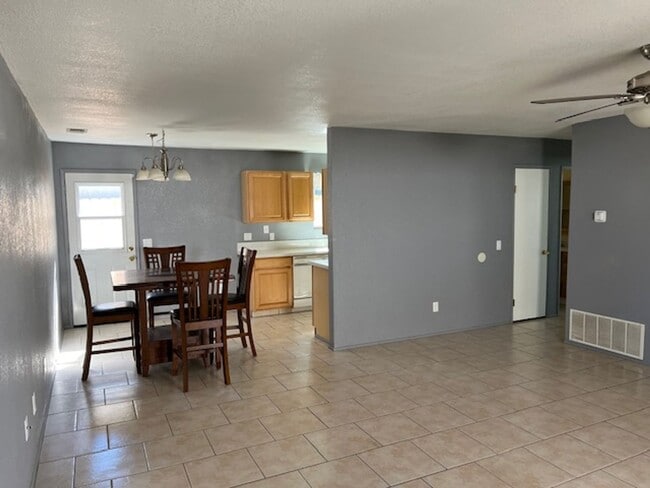 Building Photo - Duplex in La Quinta Cove