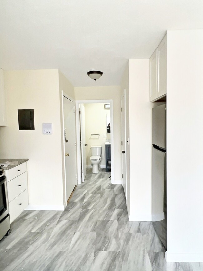 Photo - 1027 Commonwealth Avenue Townhome