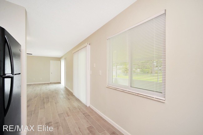 Building Photo - 2 br, 1 bath House - 1427 MacKay Ave SE