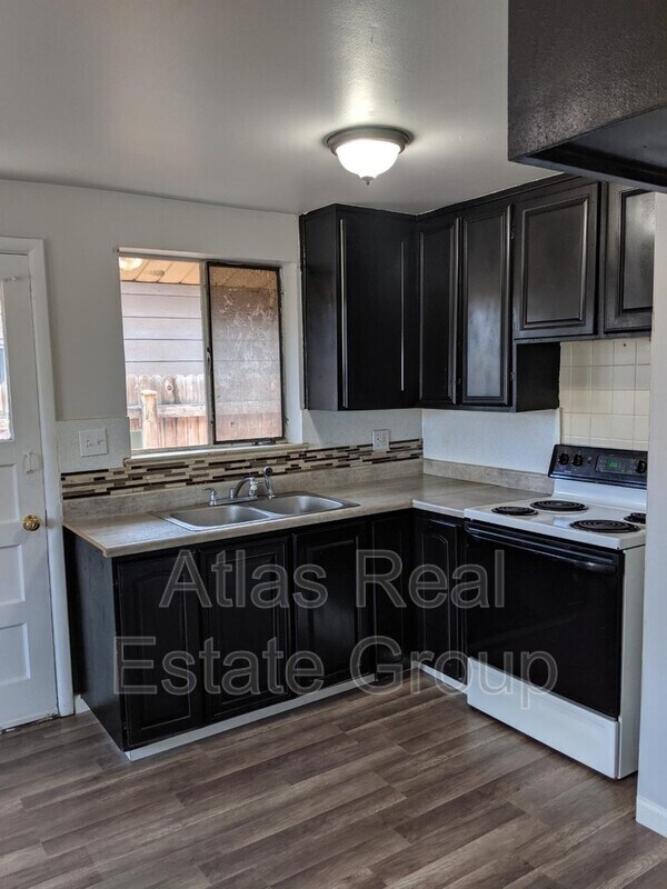 Foto del edificio - 4785 Carr St