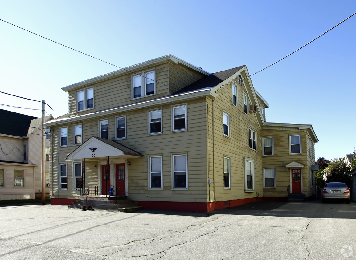 90 Elm Ter, Waterville, ME 04901 - Apartments in Waterville, ME ...