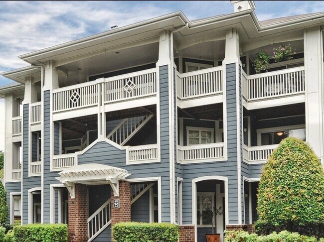 Building Photo - 409 Mather Green Ave