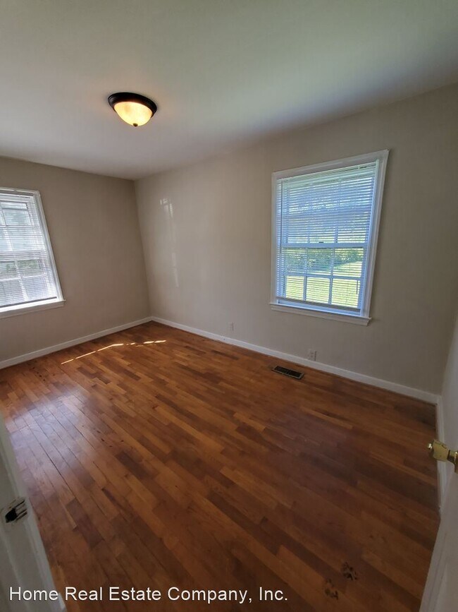 Building Photo - 2 br, 1 bath House - 2832 Thomasville Road
