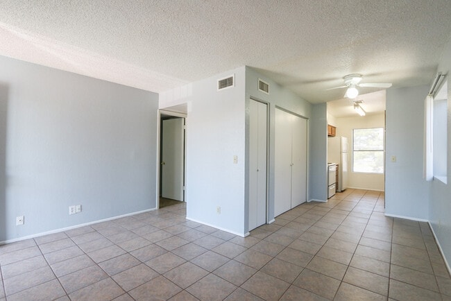 Building Photo - 2266 e ella street # 205, mesa az