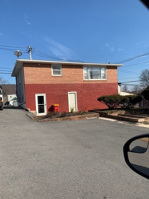 Primary Photo - 34 Cumberland St