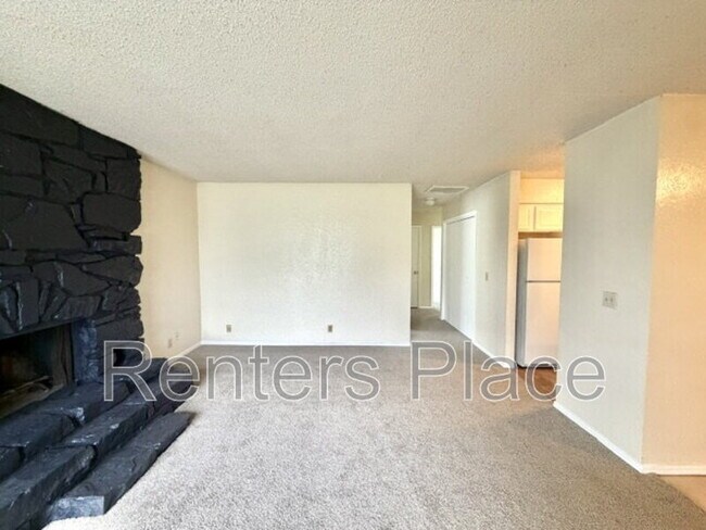 Foto del edificio - 8215 N 117th E Ave
