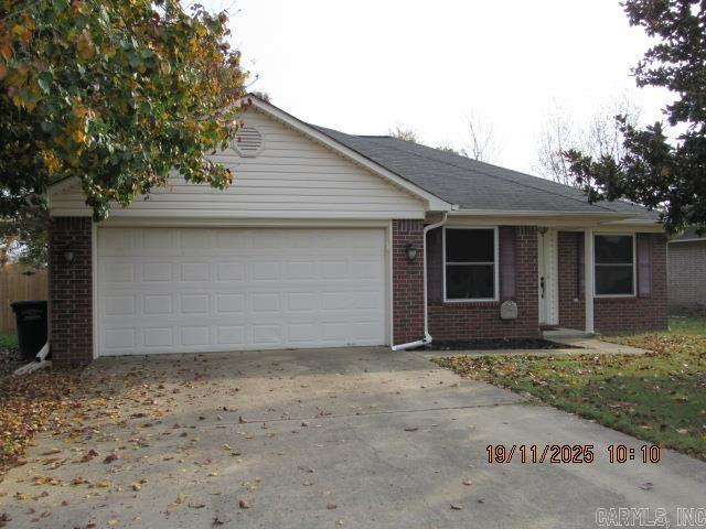 Primary Photo - 1420 Pyramid Dr