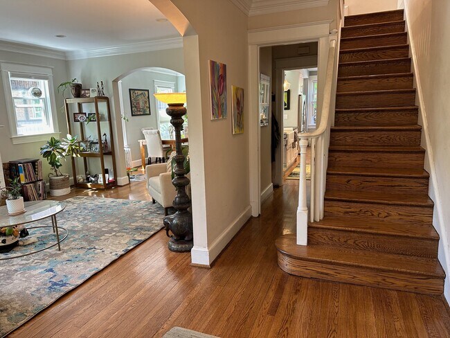 Foto del edificio - 1439 Taylor St NW