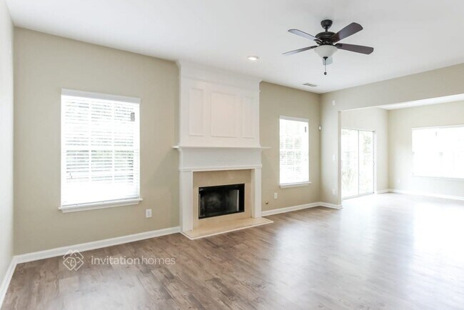 Foto del edificio - 610 Applegate Ln