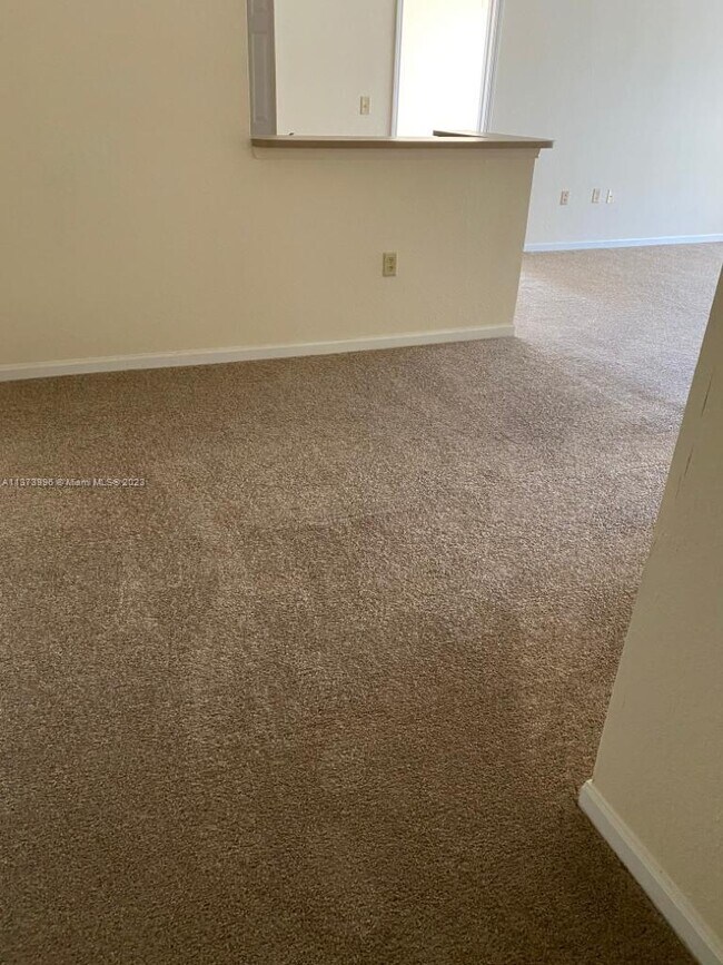 940 Village Trail Unit 307, Ponce Inlet, FL 32127 Condo for Rent in