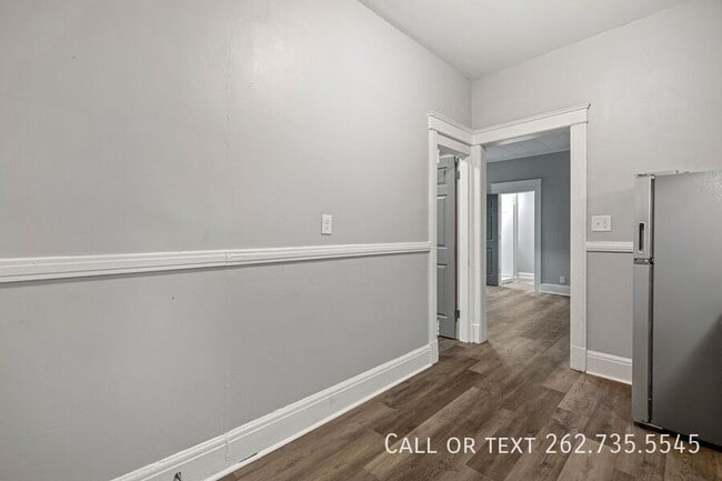 Building Photo - 314 10th St