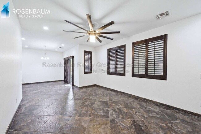 Foto del edificio - 9336 S 33rd Dr