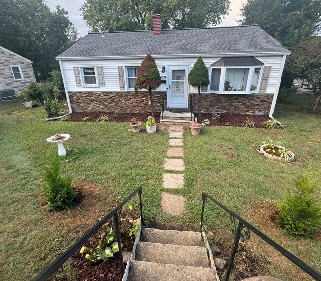 Building Photo - 3400 Elmwood Dr