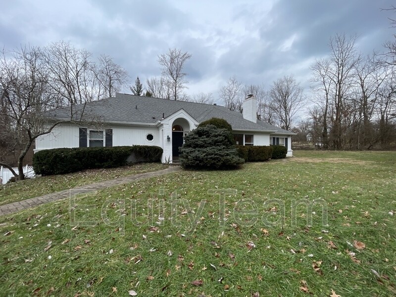 Primary Photo - 7650 Graves Rd