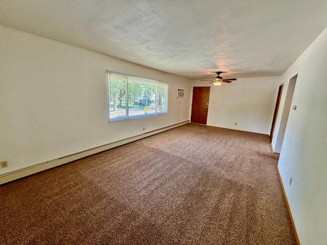 Building Photo - 301 N Minier Ave