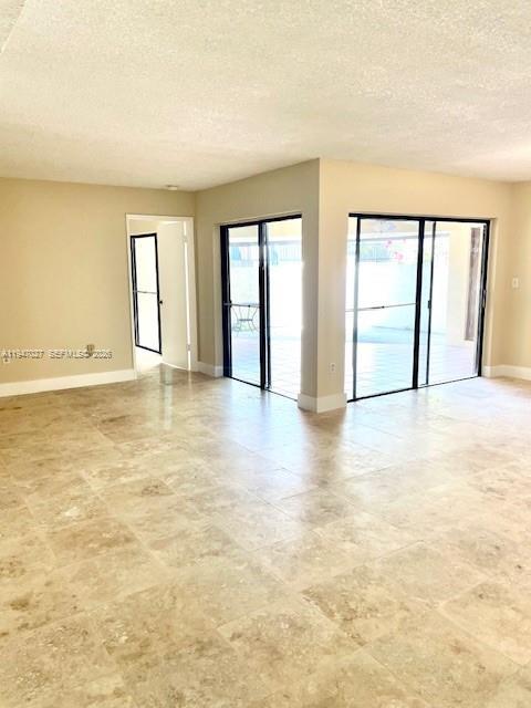 Foto del edificio - 8933 SW 123rd Ct