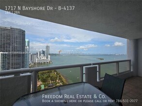 Building Photo - 1717 N Bayshore Dr