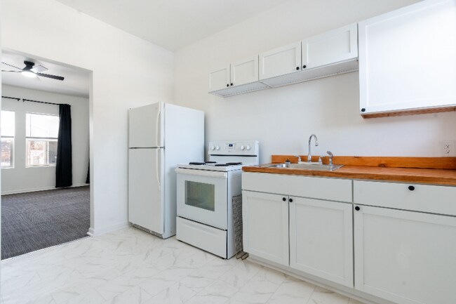 Foto del edificio - 1918 W Washington St