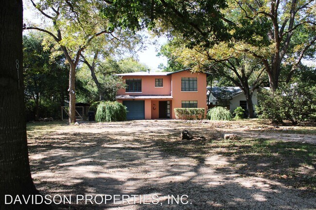 Building Photo - 2 br, 1.5 bath House - 811 River Rd