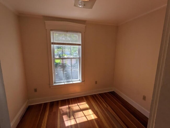 Building Photo - 37 St Paul St