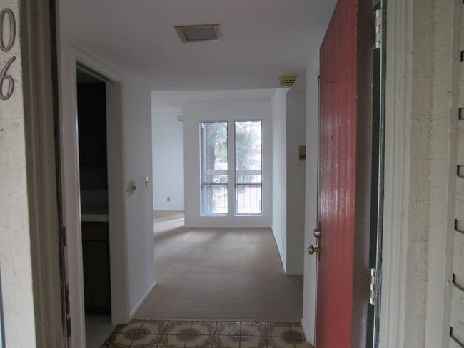 Front Door Entrance - 427 E Orange Grove Ave