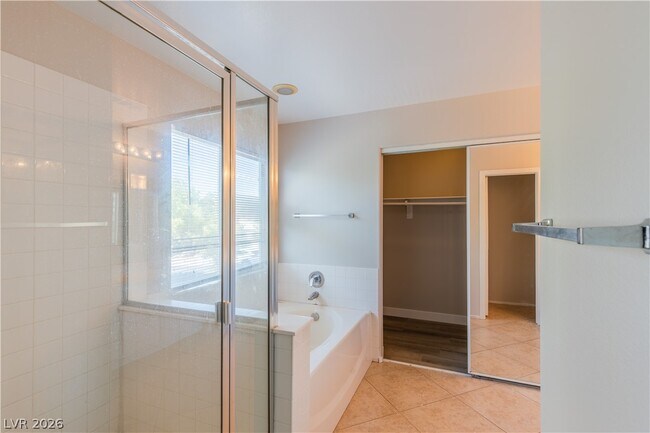 Foto del edificio - 10517 Jeremy Ridge Ave