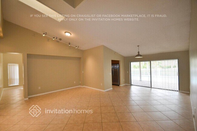 Foto del edificio - 9701 NW 14th St