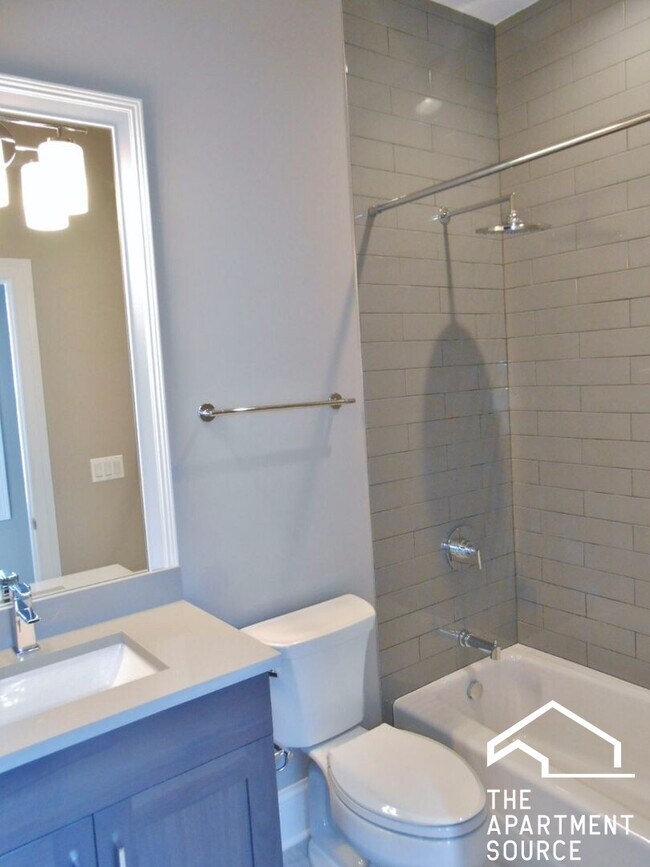 Foto del edificio - 882 W Lill Ave