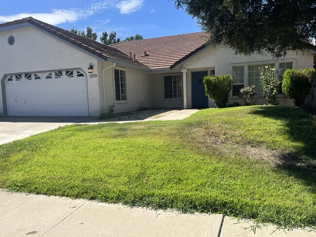 Foto del edificio - 1579 Spyglass Dr
