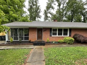 Building Photo - 1008 Biltmore Ave