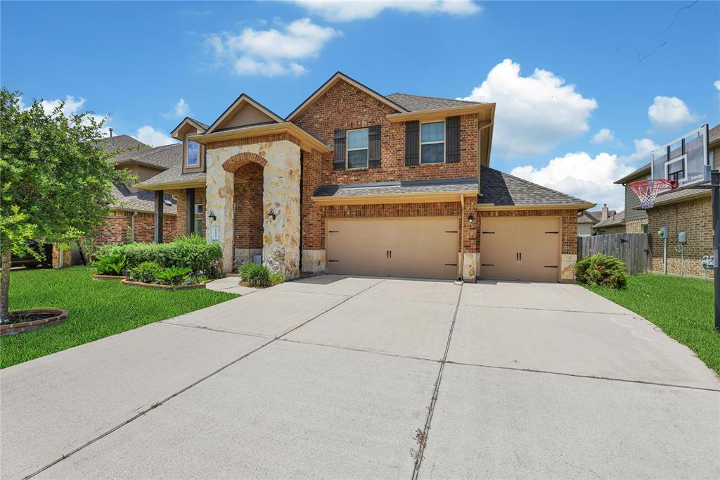 Foto principal - 22943 Dale River Rd