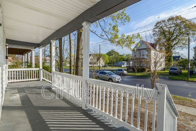 Foto del edificio - 2511 Orcutt Ave