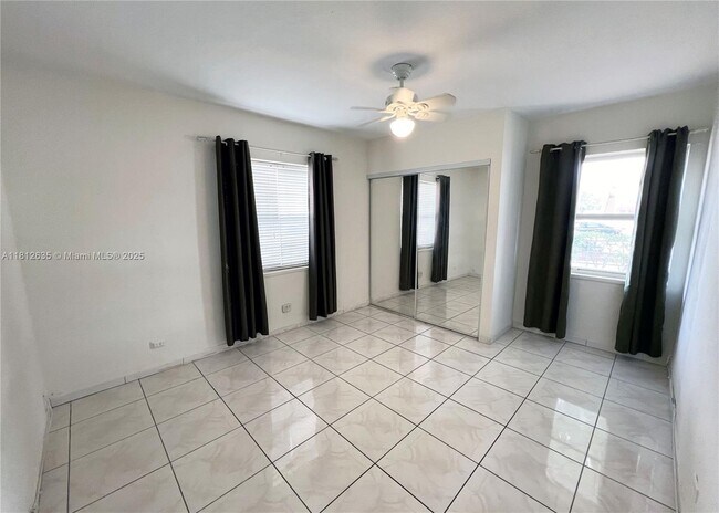 Foto del edificio - 3901 W Flagler St