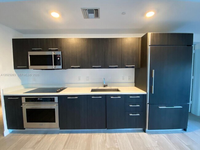 Foto del edificio - 55 SW 9th St