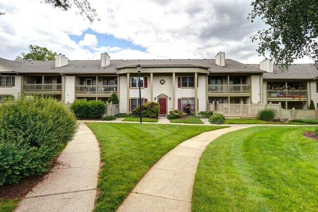 Foto del edificio - Beautiful 2-Bedroom 2-Bathroom Condo with Loft In The Heart of Germantown