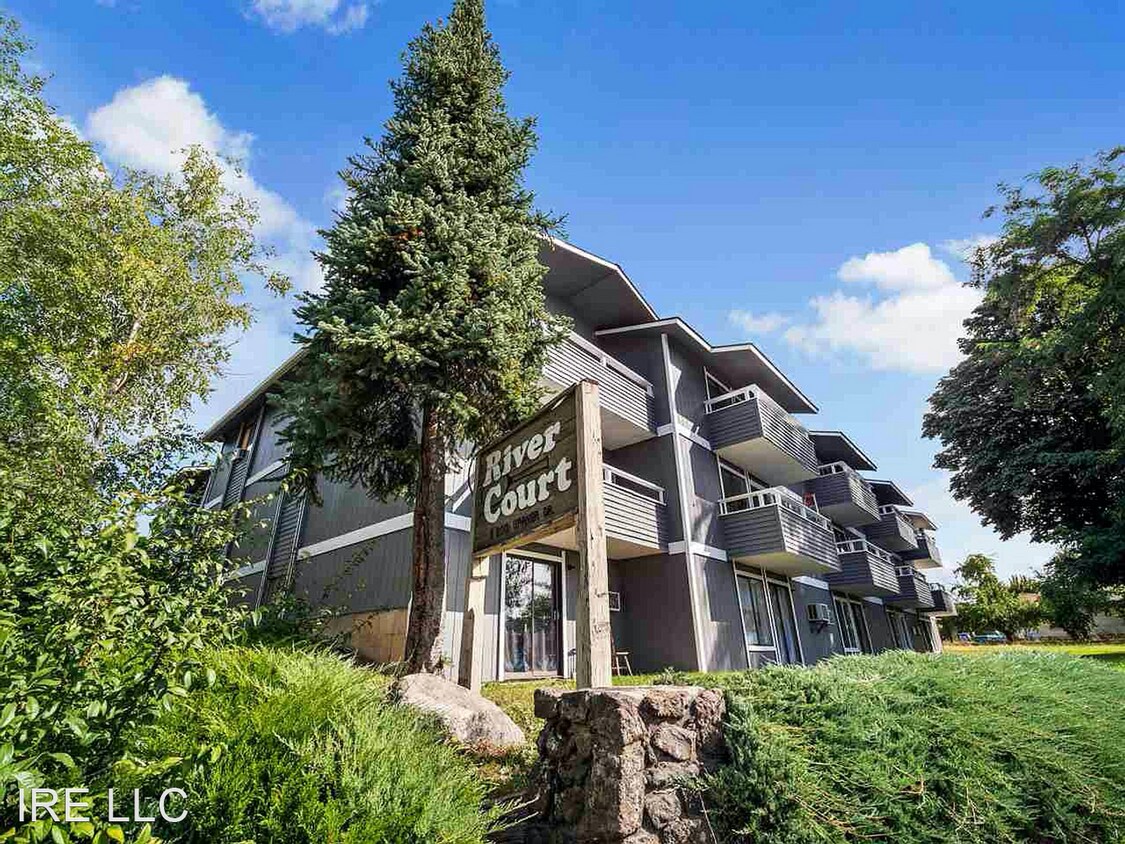 Primary Photo - 3001 E Upriver Dr